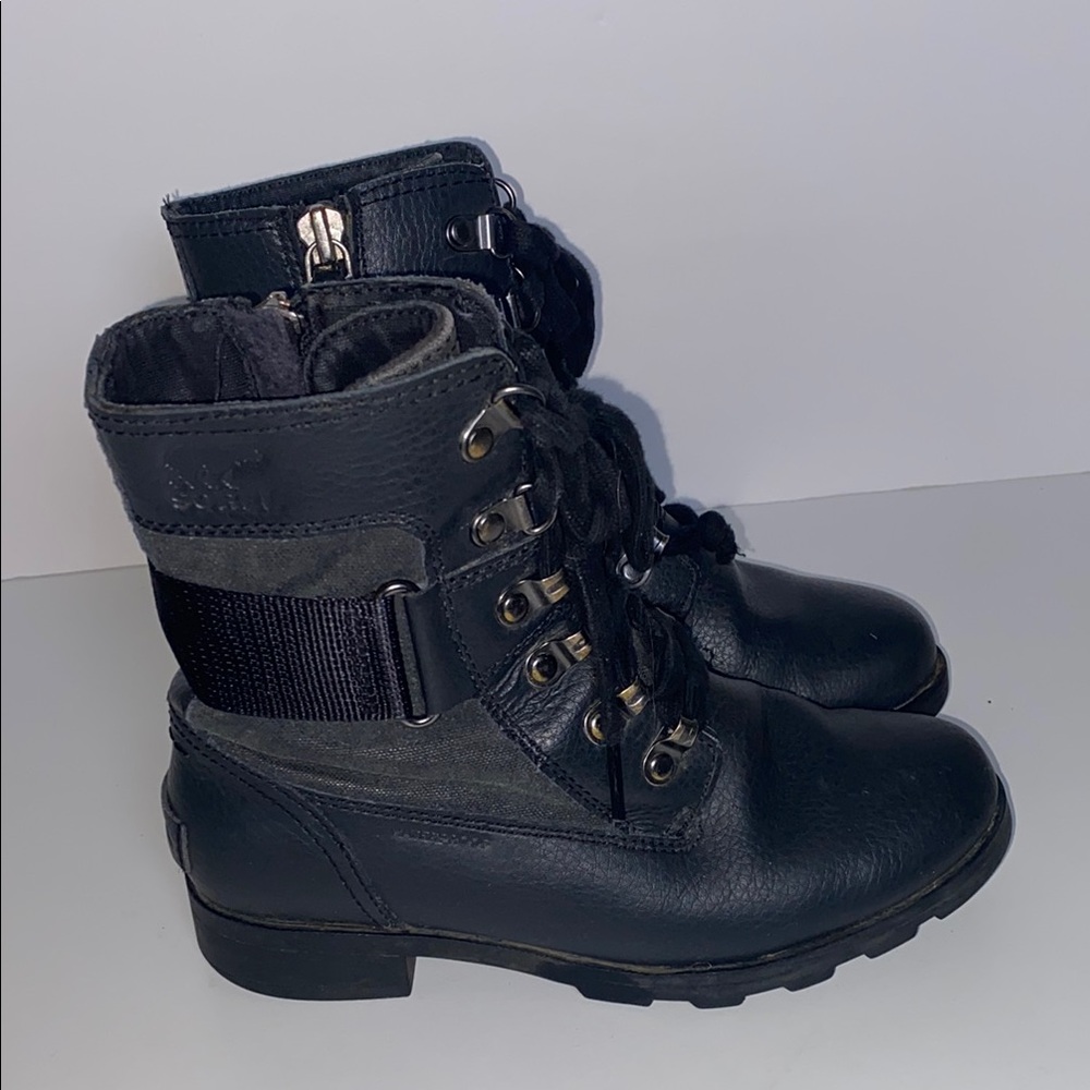 Sorel Girks Black Leather Combat Boots Lace Up‎ Side Zip Youth Sz 2